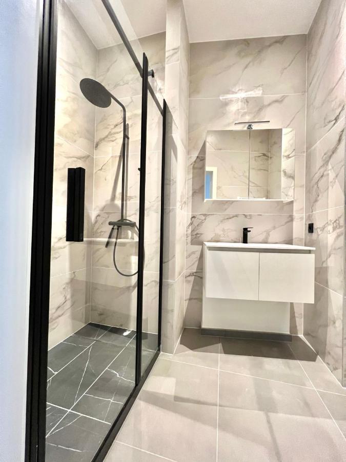 Luxury Brand New Apartment Брюссель Экстерьер фото
