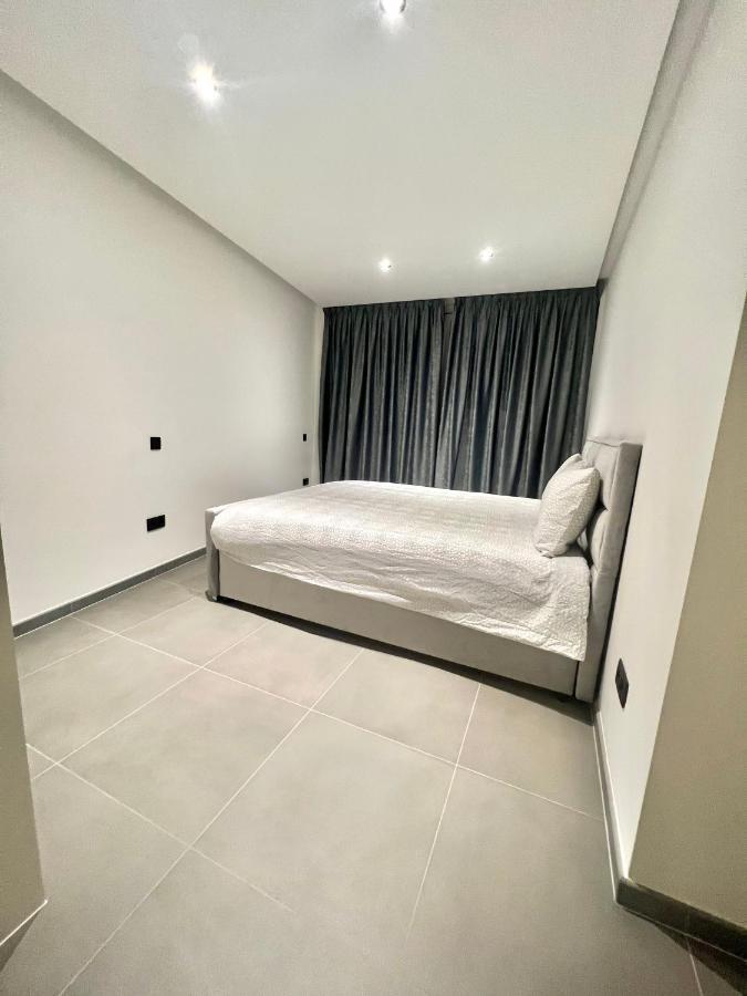 Luxury Brand New Apartment Брюссель Экстерьер фото